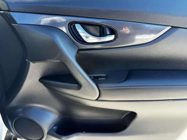 Nissan Rogue photo 46