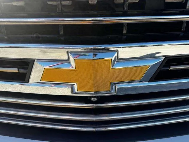 Chevrolet Silverado photo 12