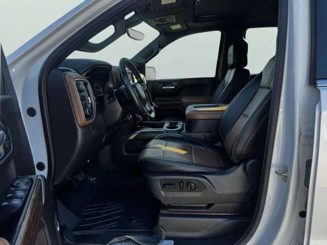 Chevrolet Silverado photo 17
