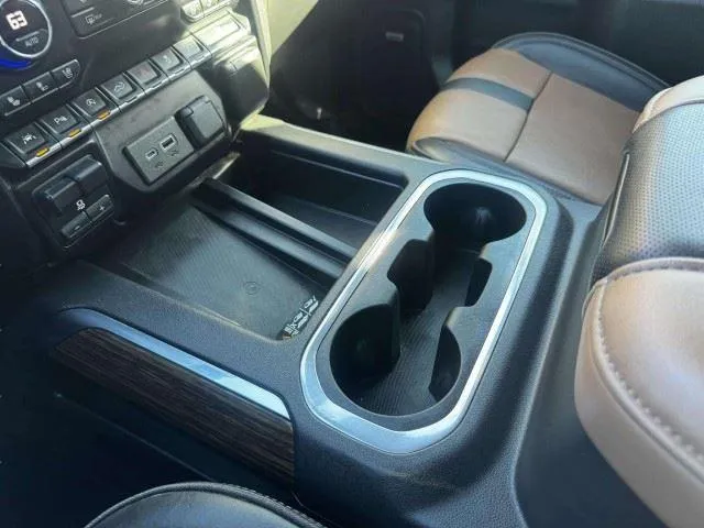 Chevrolet Silverado photo 35