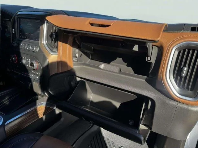 Chevrolet Silverado photo 64