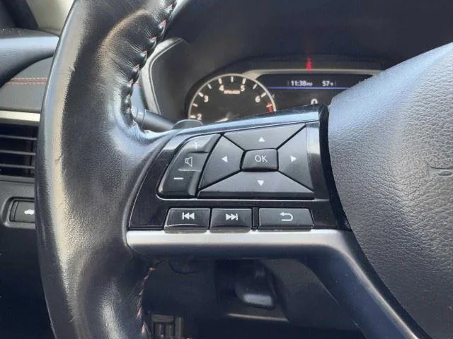 Nissan Altima photo 27