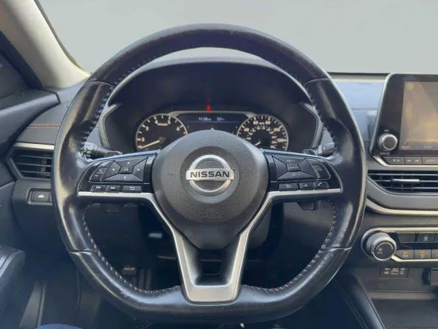 Nissan Altima photo 28
