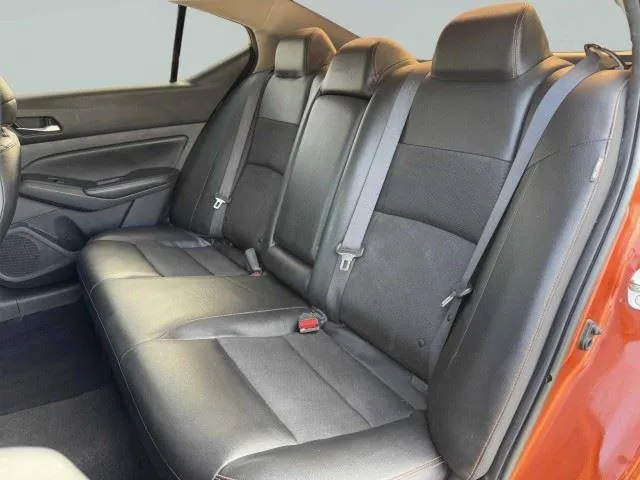 Nissan Altima photo 36