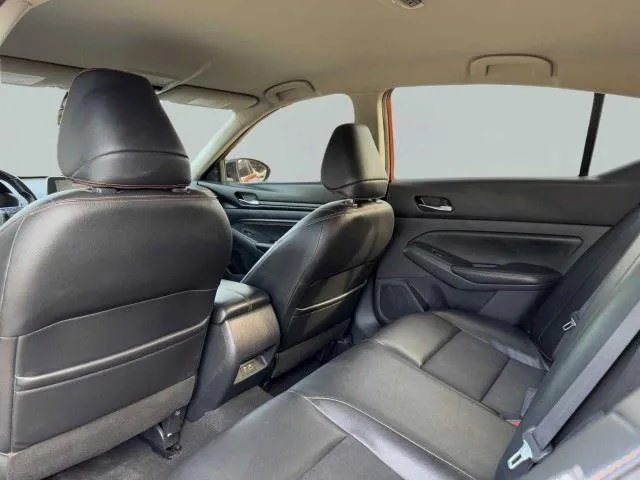 Nissan Altima photo 37