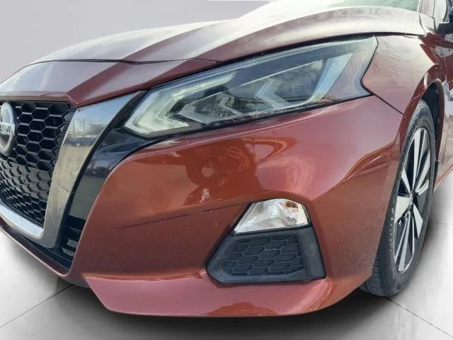 Nissan Altima photo 13