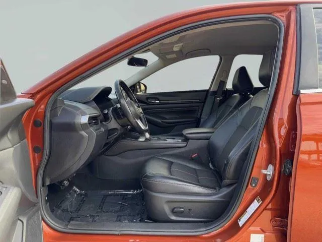 Nissan Altima photo 19