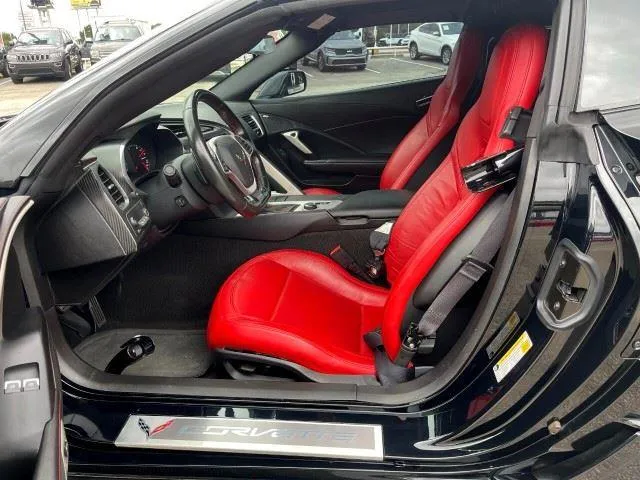 Chevrolet Corvette photo 22