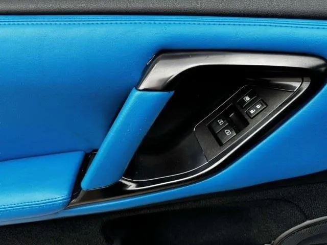 Nissan GT-R photo 21