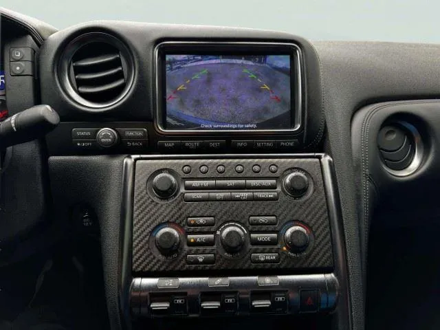 Nissan GT-R photo 35