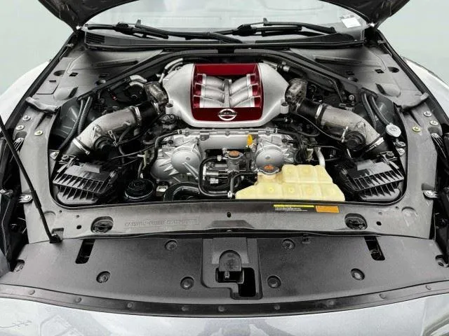 Nissan GT-R photo 52