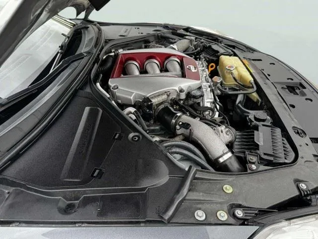 Nissan GT-R photo 54