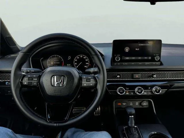 Honda Civic photo 30