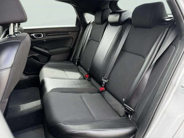 Honda Civic photo 37