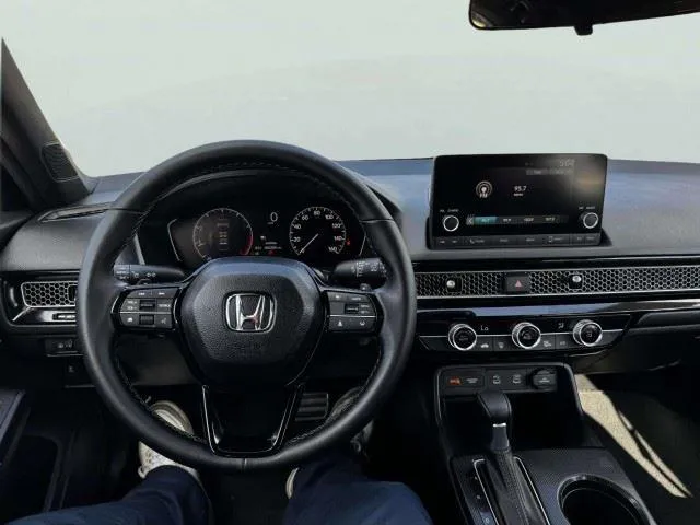 Honda Civic photo 28