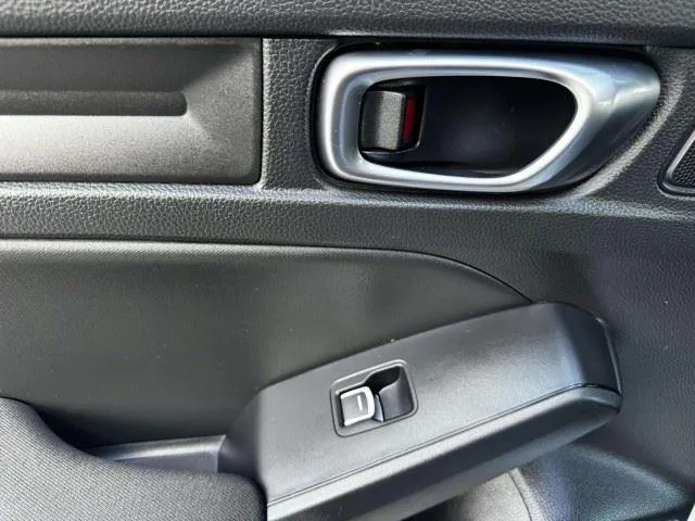 Honda Civic photo 34