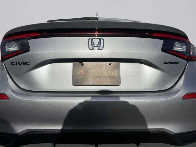 Honda Civic photo 17