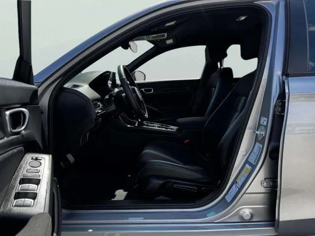 Honda Civic photo 18