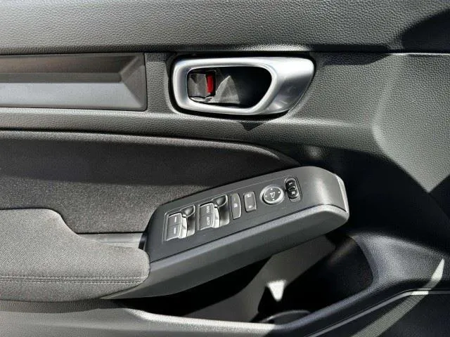 Honda Civic photo 19