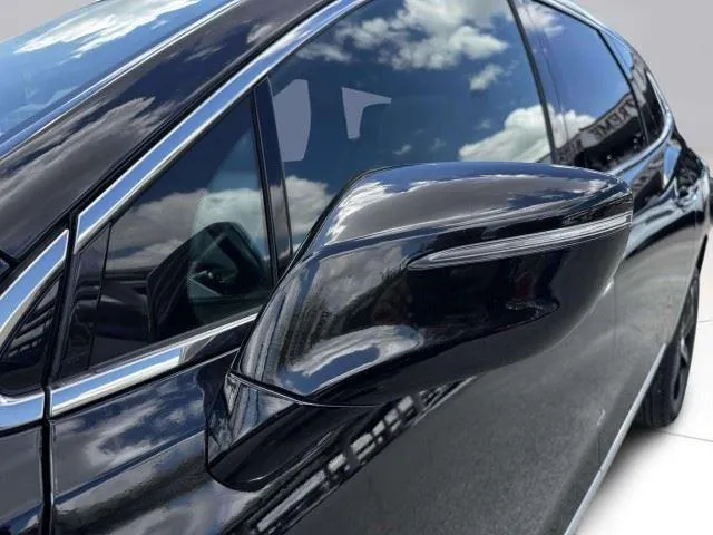 Buick Enclave photo 14