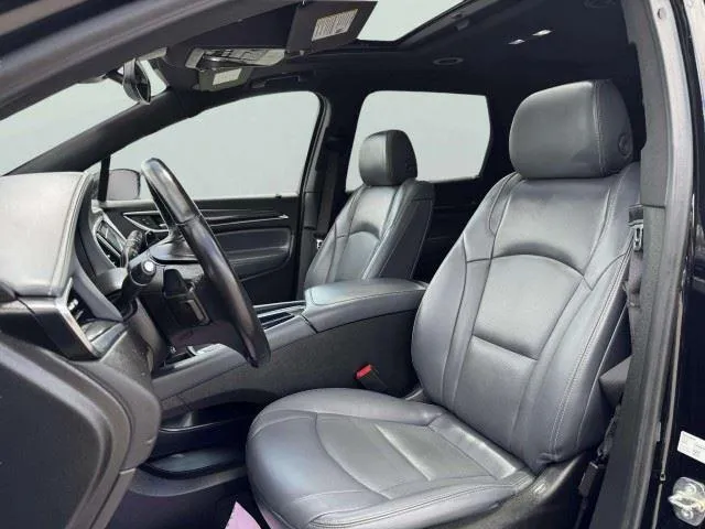 Buick Enclave photo 21