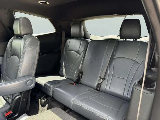 Buick Enclave photo 36