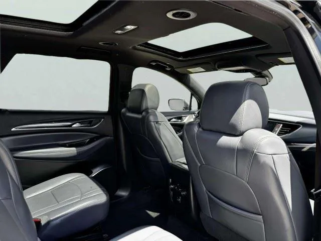 Buick Enclave photo 44