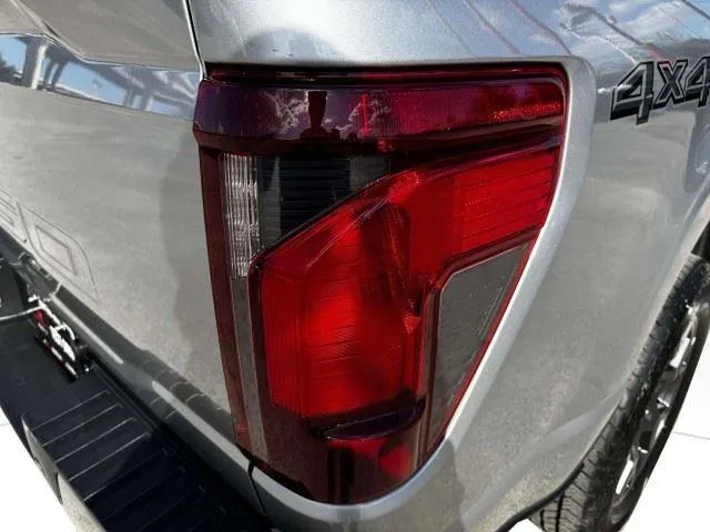 Ford F-150 photo 18