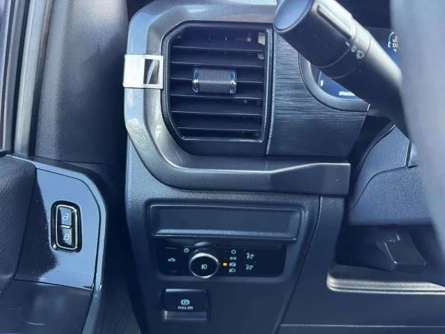 Ford F-150 photo 24