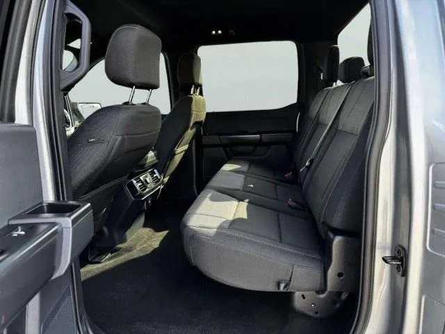 Ford F-150 photo 37