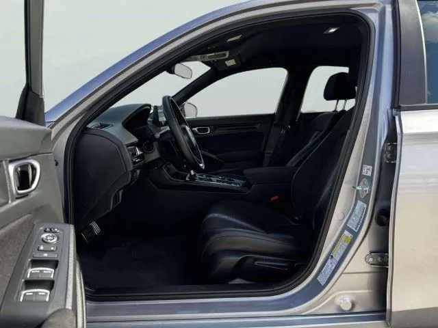 Honda Civic photo 18