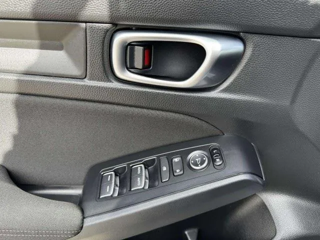 Honda Civic photo 19