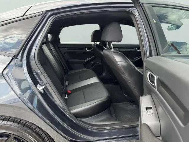 Honda Civic photo 36