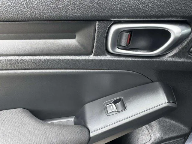 Honda Civic photo 32