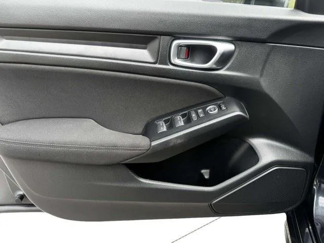Honda Civic photo 18