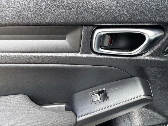 Honda Civic photo 32