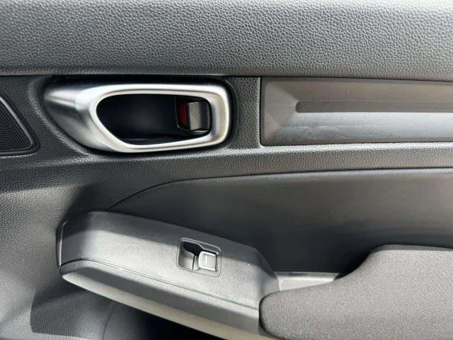Honda Civic photo 37