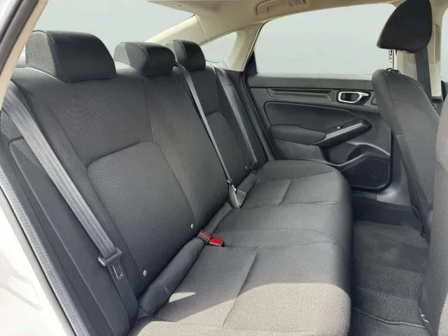 Honda Civic photo 38
