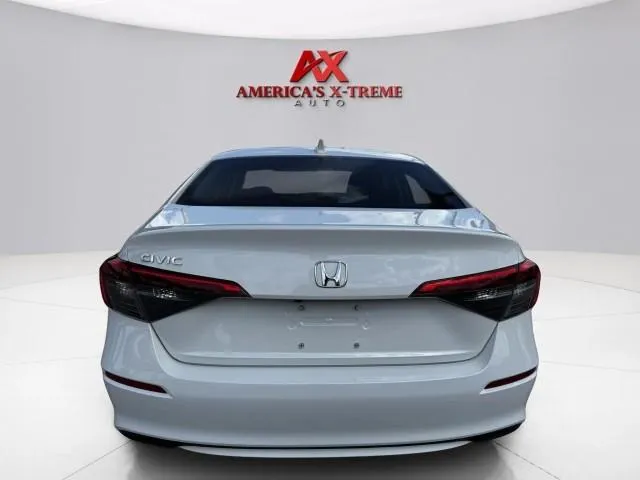 Honda Civic photo 17