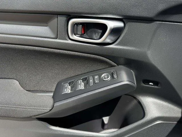 Honda Civic photo 19