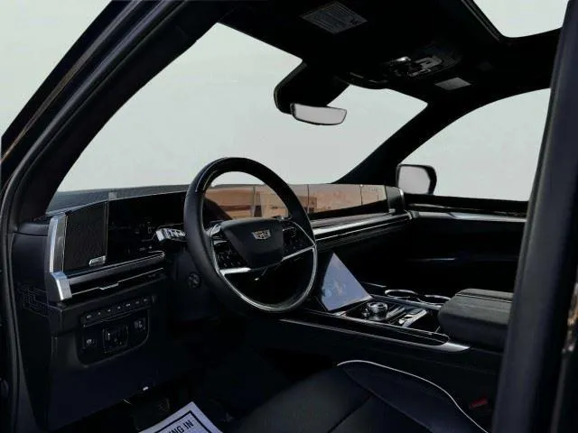 Cadillac Escalade ESV photo 20