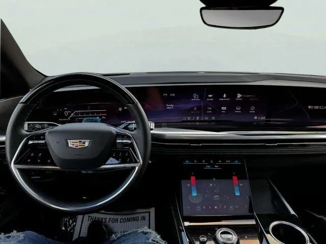 Cadillac Escalade ESV photo 28