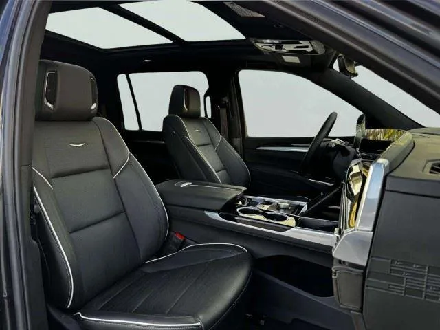 Cadillac Escalade ESV photo 52
