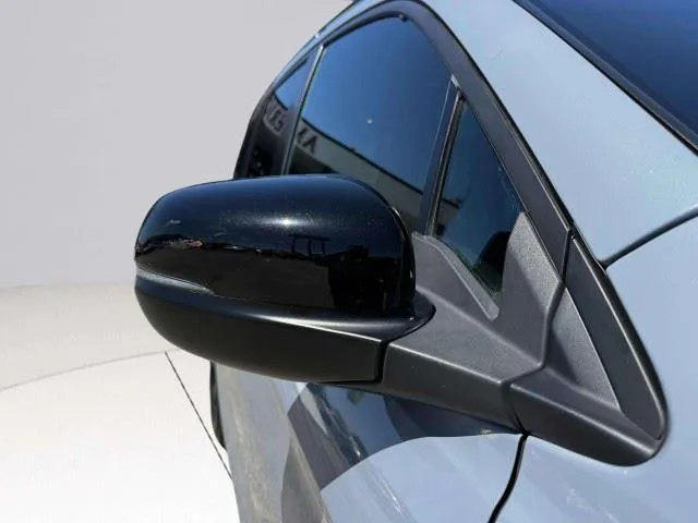 Honda Passport photo 10