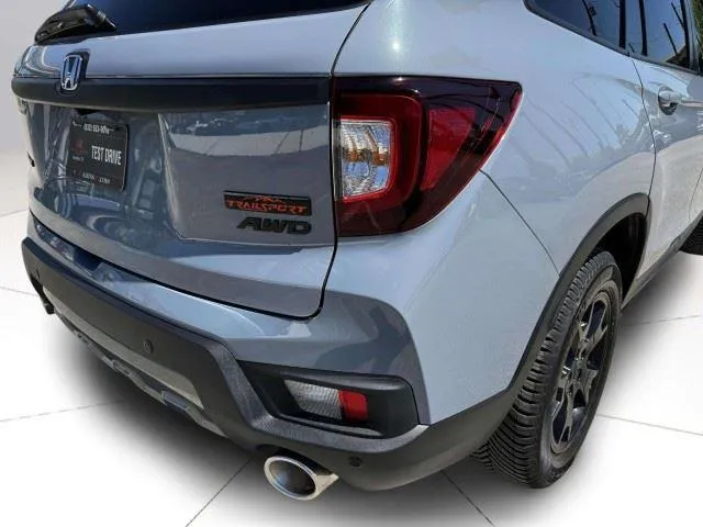 Honda Passport photo 16