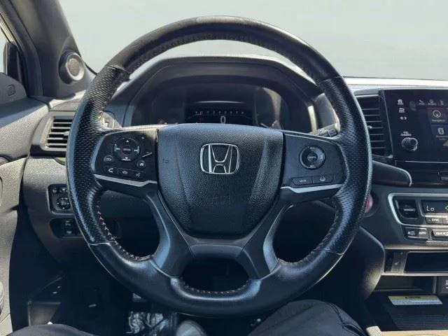 Honda Passport photo 28