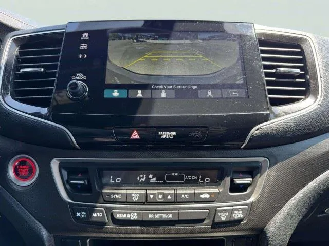 Honda Passport photo 30