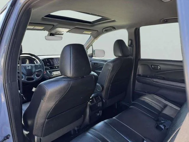 Honda Passport photo 36