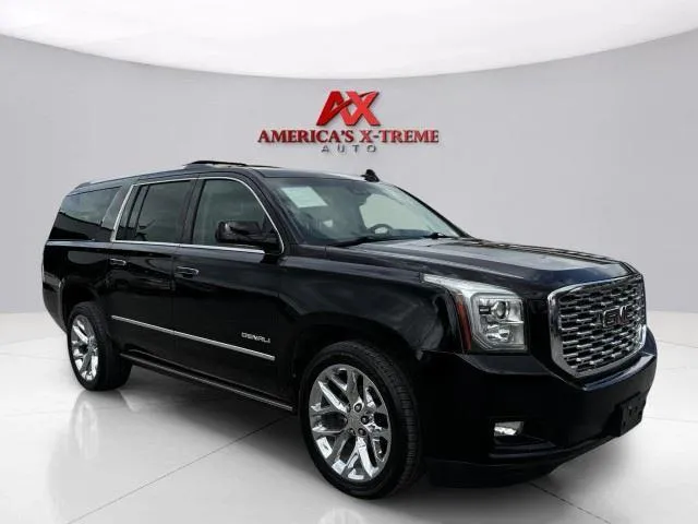 GMC Yukon XL photo 8