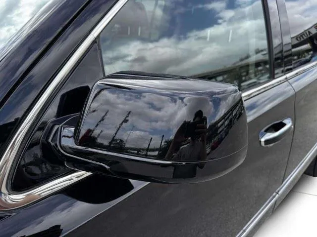 GMC Yukon XL photo 15